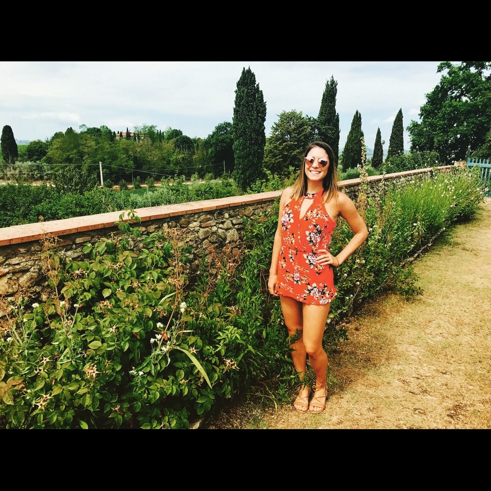 Meet your Posher, Elaina